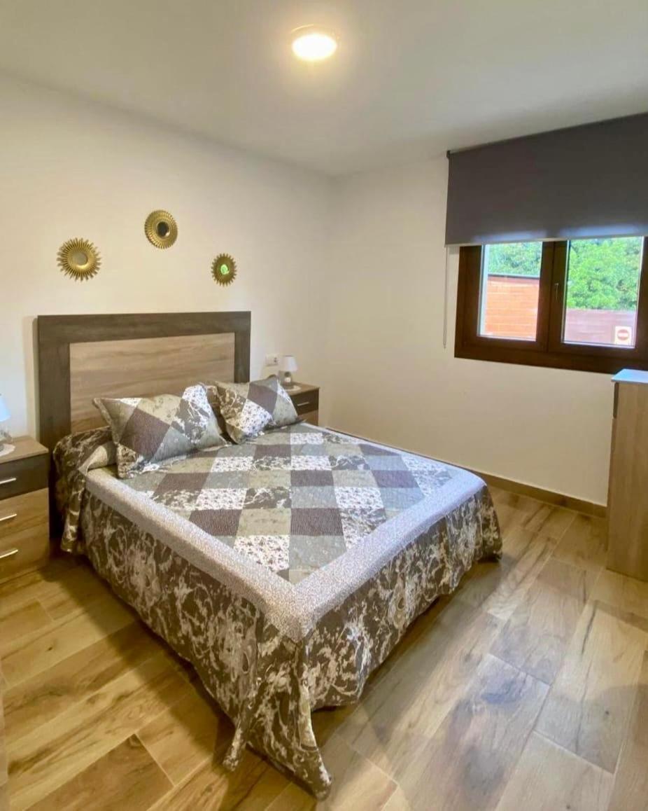 El Hondon Del Lugar Apartment Hoyos Екстериор снимка