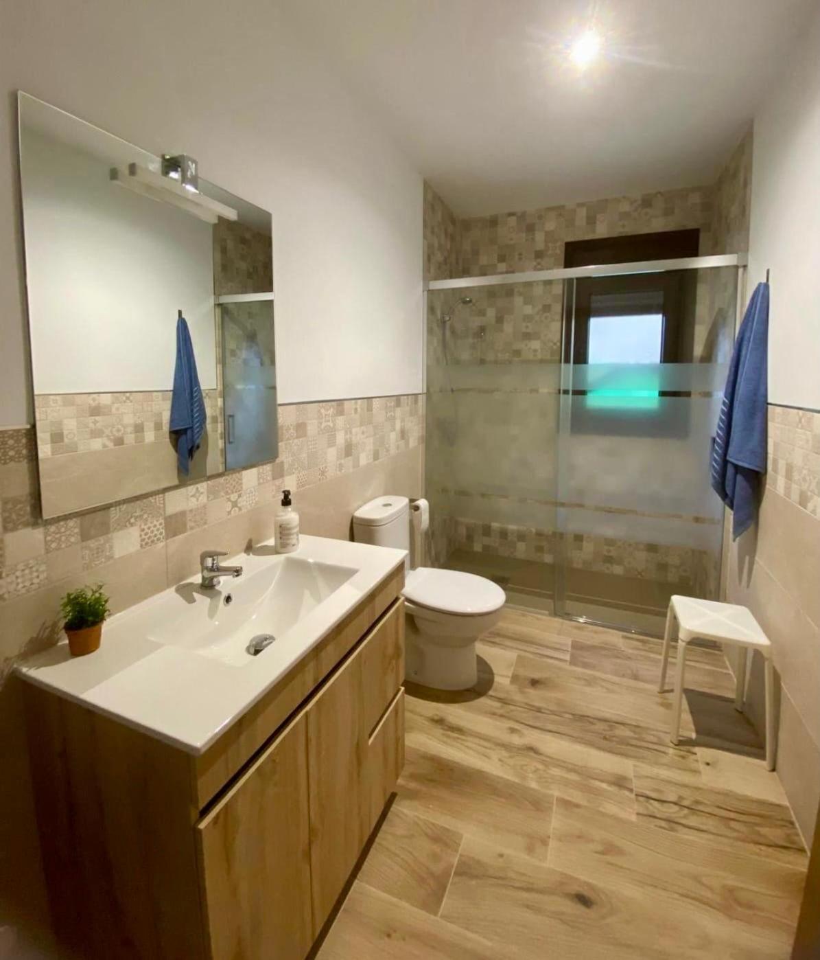 El Hondon Del Lugar Apartment Hoyos Екстериор снимка