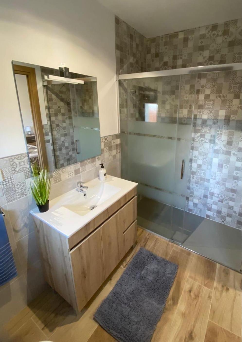 El Hondon Del Lugar Apartment Hoyos Екстериор снимка