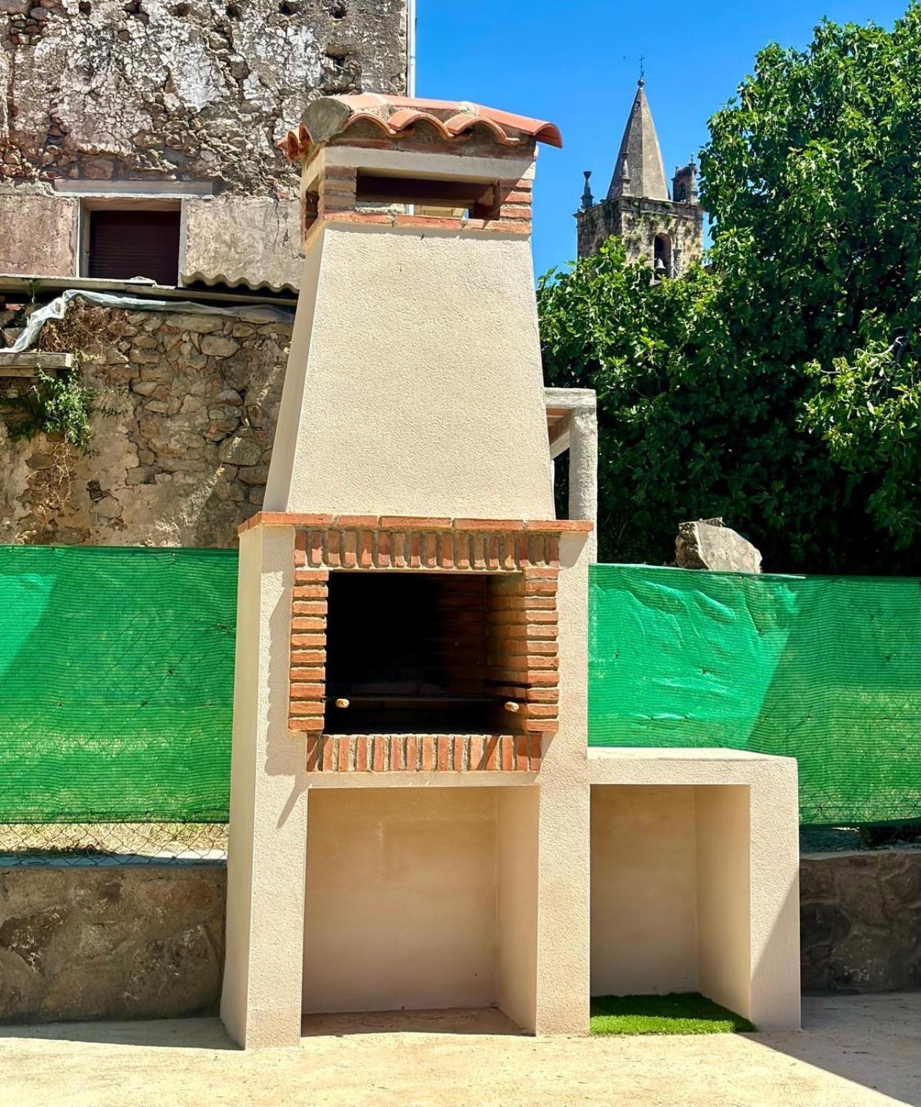 El Hondon Del Lugar Apartment Hoyos Екстериор снимка