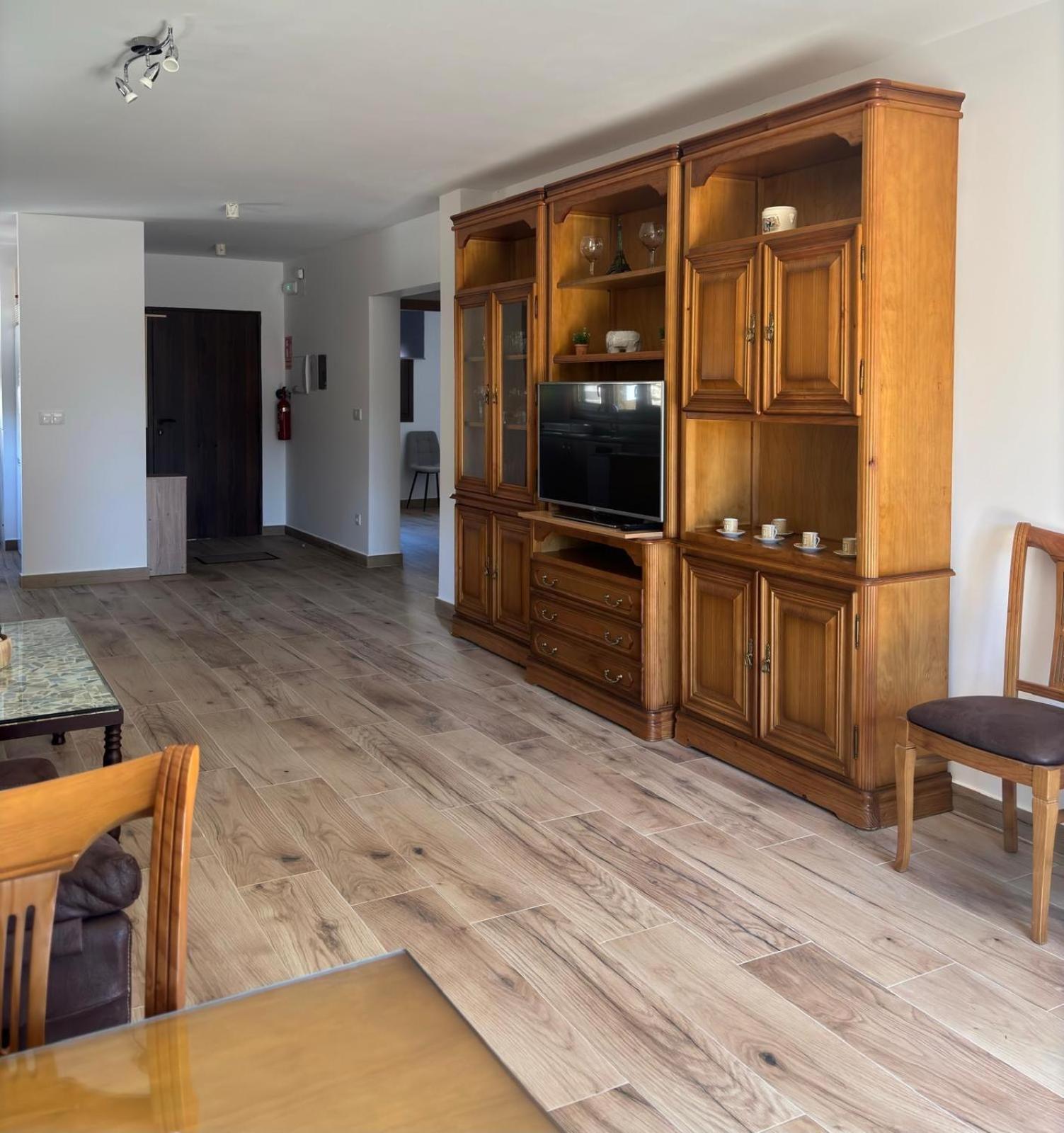 El Hondon Del Lugar Apartment Hoyos Екстериор снимка